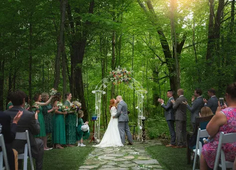 This Historic Country Estate Is One of Southwest Michigan’s Most Romantic Wedding Venues 